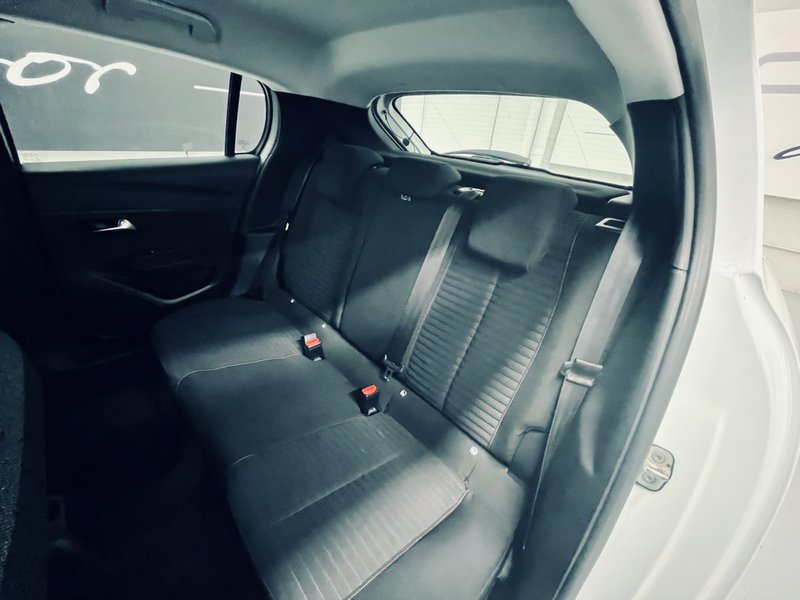 Peugeot 208 2022, foto 35