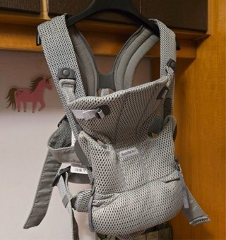 Mochila Portabebés BabyBjörn Gris