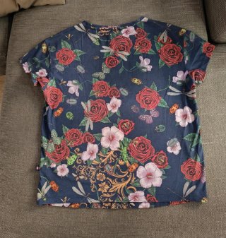 Camiseta Adidas Rita Ora floral