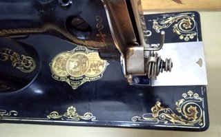 Máquina de coser Gritzner antigua