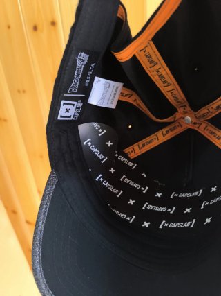 Gorra Dragon Ball Z Goku Super Saiyan God