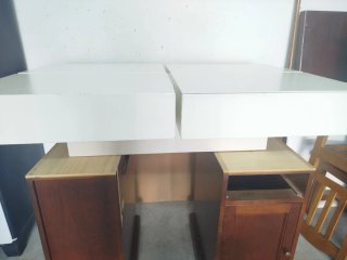 Mesa auxiliar lacada blanca