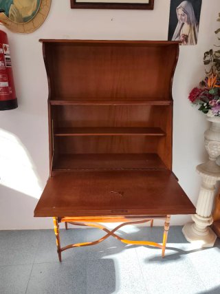 Mueble escritorio antiguo de madera