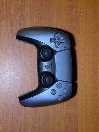 Mando DualSense Sterling Silver PS5
