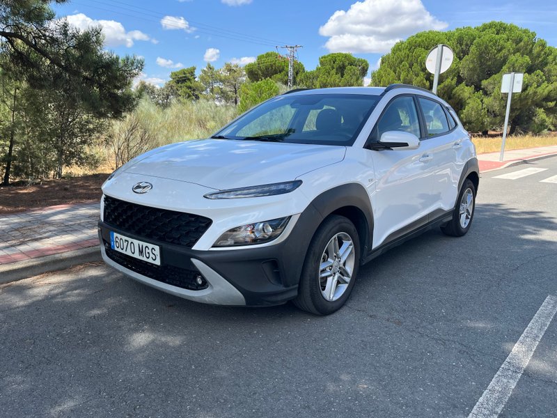 Hyundai Kona 1.0 TGDi 48V MAXX 2023 - foto 1