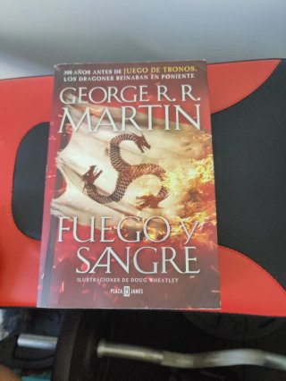 Fuego y sangre