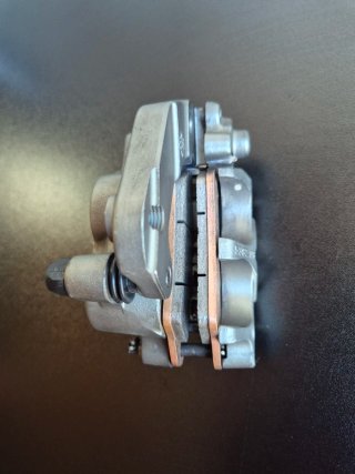 Pinza Freno Delantera Derecha Yamaha Tenere 700