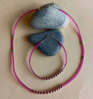 Conjunto collar y pulsera plata y rosa