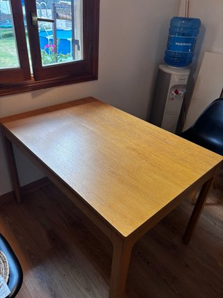 Mesa extensible de madera