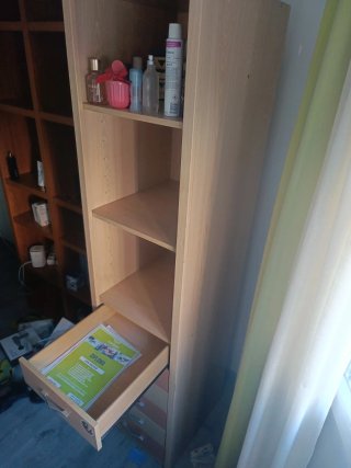 Estantería madera con cajones