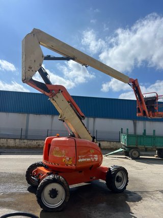 Brazo articulado JLG 20 metros