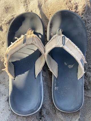 Chanclas Quiksilver Beige y Negras