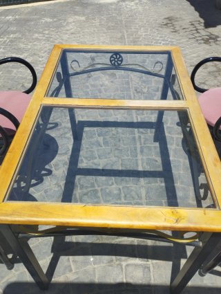 Mesa de jardín madera y cristal