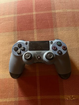 Mandos PS4 para arreglar (Sony)