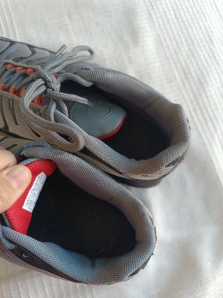 Zapatillas  Hombre Negras y Grises