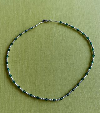 Conjunto collar y pulsera plata y cristal verde