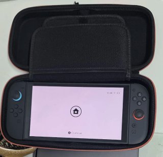 Nintendo Switch Negra con Zelda Breath of the Wild
