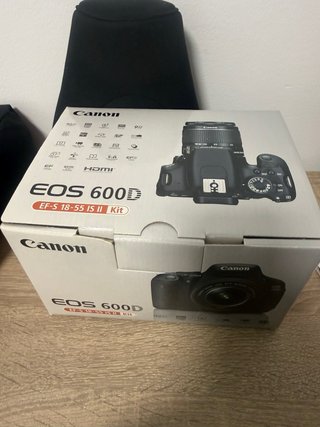 Canon EOS 600D + 2 objetivos