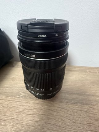 Canon EOS 600D + 2 objetivos