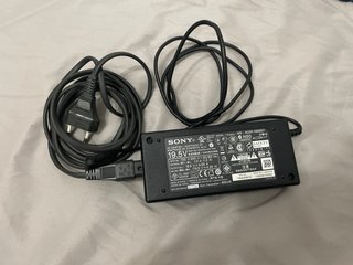 Sony Bravia 32 KDL-32W651A TV Gris