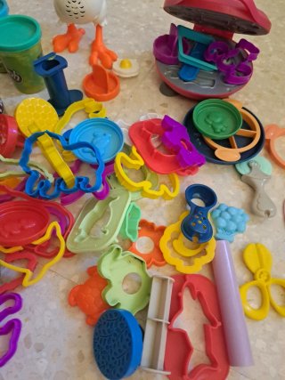 Juegos Play-Doh con moldes y accesorios