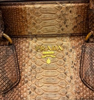 Bolso Prada Piel Serpiente Marrón
