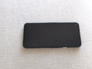 Google Pixel 4a Negro con lineage OS y funda