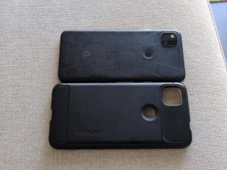 Google Pixel 4a Negro con lineage OS y funda