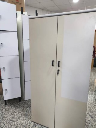 Armarios metálicos,mesas, archivador