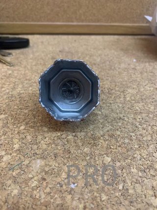Soporte metalico para eje de persiana de 42