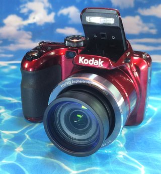 Kodak Pixpro AZ422 Red 1711S