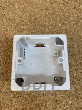 Placa para Toma de Corriente