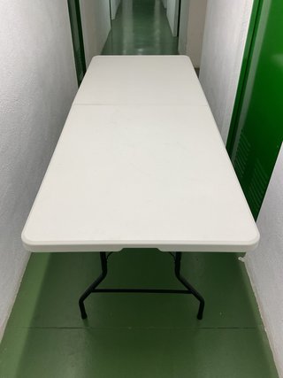 Mesa plegable portátil tipo maleta
