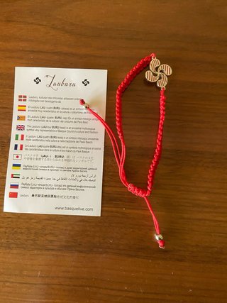Pulsera Lauburu Rojo Blanco Nudo Corredizo