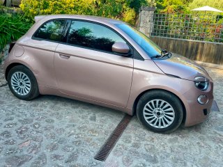 FIAT 500 2024