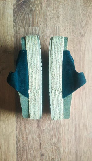 Sandalias Amor Amore negras talla 38
