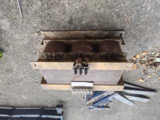 Transformador TRAMA 3000 VA 220v - 380v
