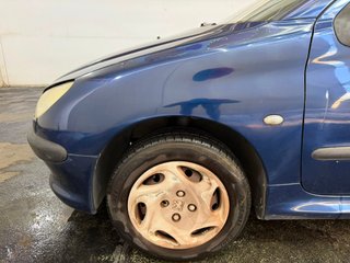 PEUGEOT 206 XR 1.4i 75CV MANUAL 5PT 5PZ AÑO 2001