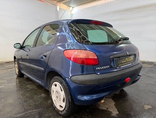 PEUGEOT 206 XR 1.4i 75CV MANUAL 5PT 5PZ AÑO 2001
