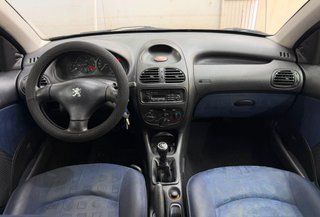 PEUGEOT 206 XR 1.4i 75CV MANUAL 5PT 5PZ AÑO 2001