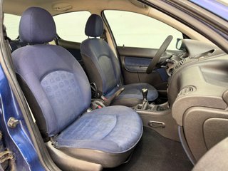 PEUGEOT 206 XR 1.4i 75CV MANUAL 5PT 5PZ AÑO 2001