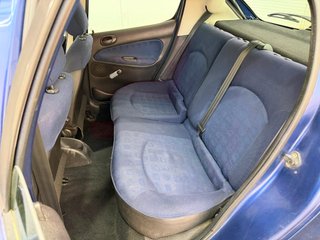 PEUGEOT 206 XR 1.4i 75CV MANUAL 5PT 5PZ AÑO 2001