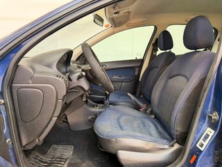PEUGEOT 206 XR 1.4i 75CV MANUAL 5PT 5PZ AÑO 2001