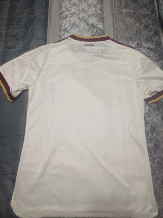 Se vende Camiseta de fútbol España Adidas Talla M
