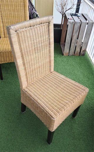 5 Sillas Mimbre y Madera Resistentes