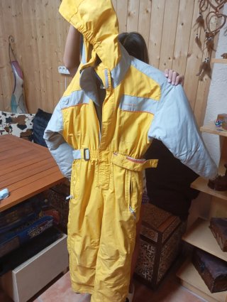 Mono de nieve talla 8 (amarillo Quechua)