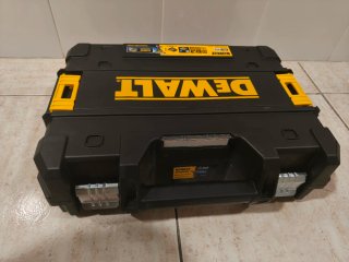 Maletín DeWalt Negro y Amarillo