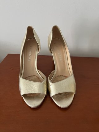 3 pares zapatos  de tacón dorados y verdes 10€ uno