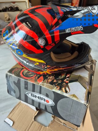 Casco de moto SHIRO Hot Pistons