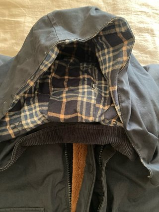 Abrigo tipo Barbour azul marino Sfera Talla 13/14